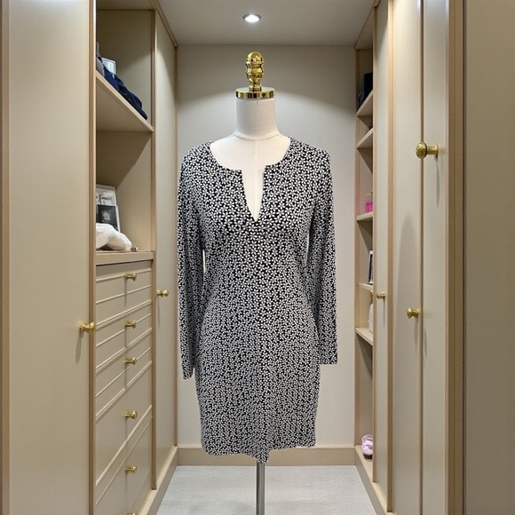 Diane Von Furstenberg Dresses & Skirts - Diane Von Furstenberg DVF Reina Silk Blend Shift Dress Daisy Black/White Sz 12